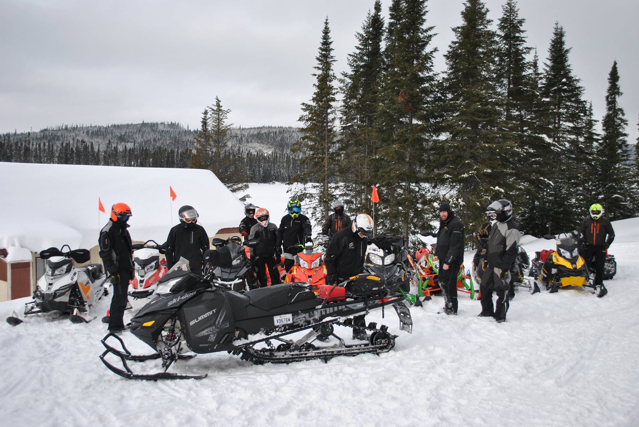 Wapishish Outfitter - Off-trail snowmobiling