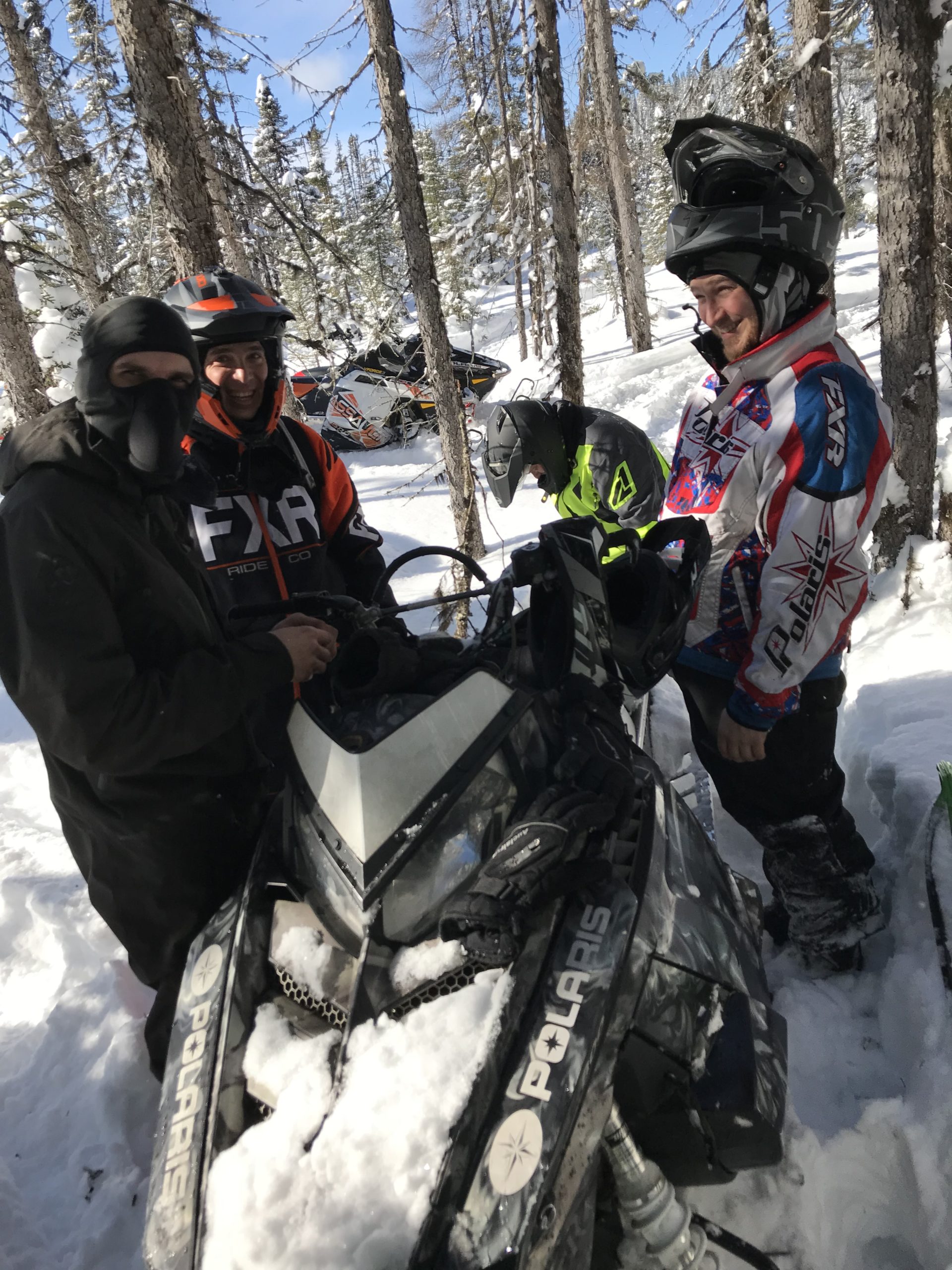Wapishish Outfitter - Off-trail snowmobiling